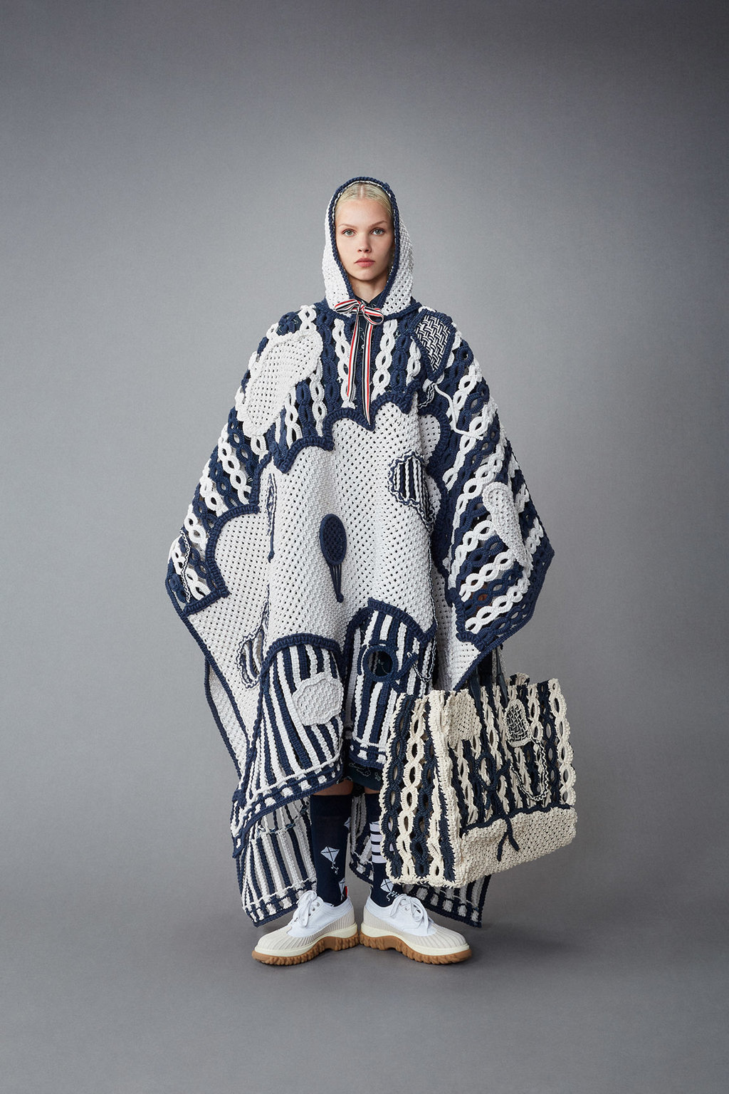 THOM BROWNE WOMENS SPRING 1 2022 - LOOK 44