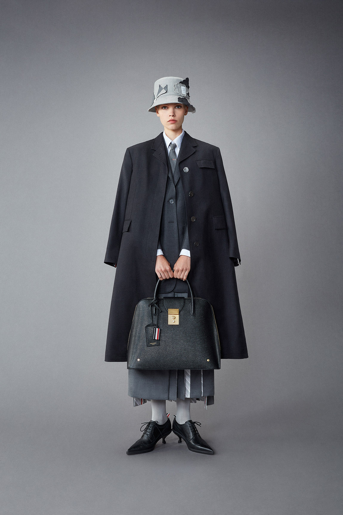 THOM BROWNE WOMENS SPRING 1 2022 - LOOK 2