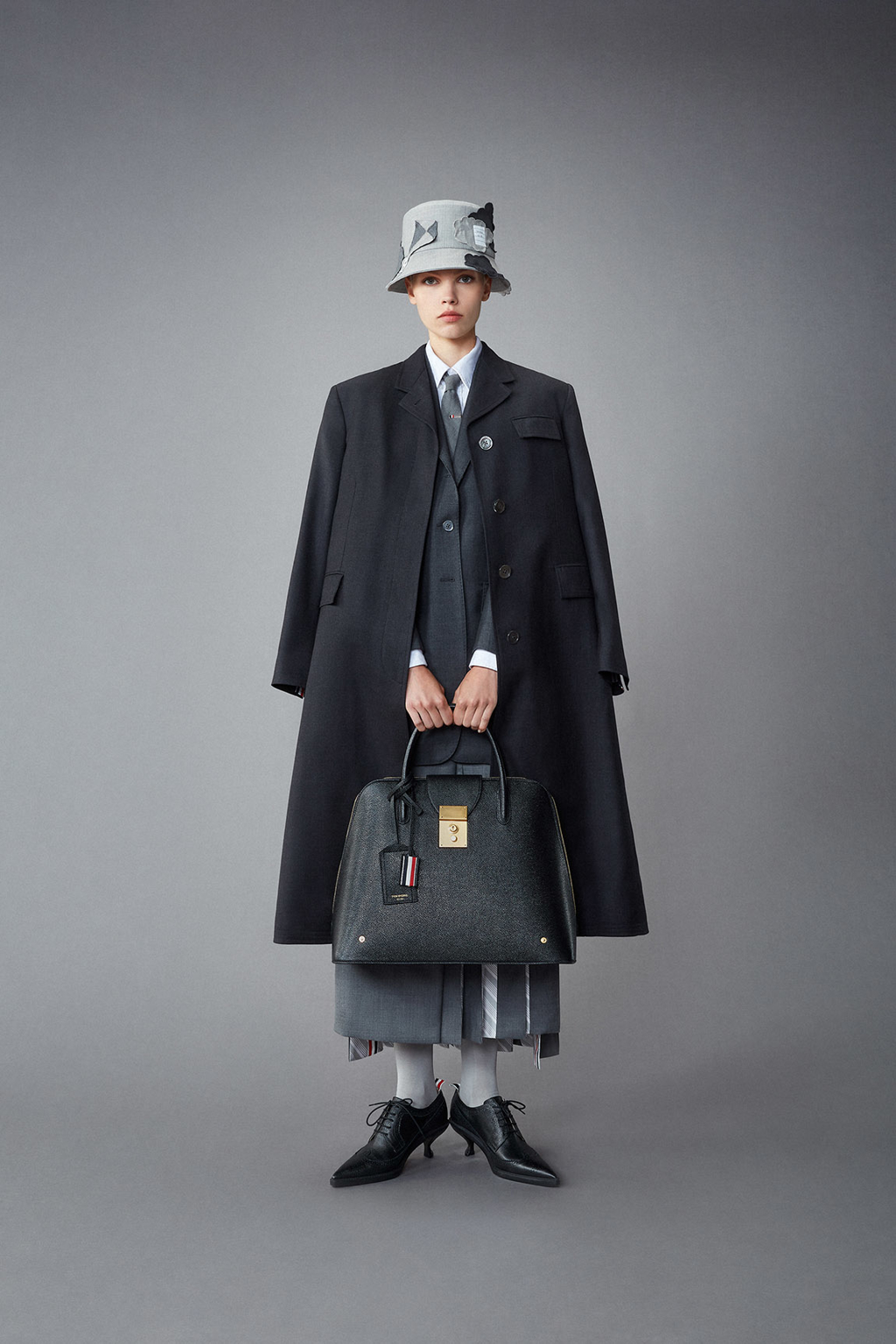 THOM BROWNE WOMENS SPRING 1 2022 - LOOK 2